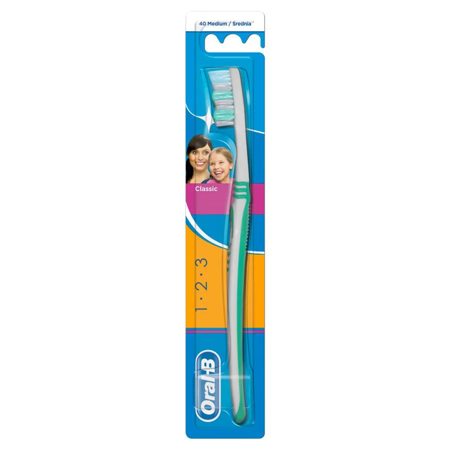 Oral-B Classic Toothbrush Medium 40