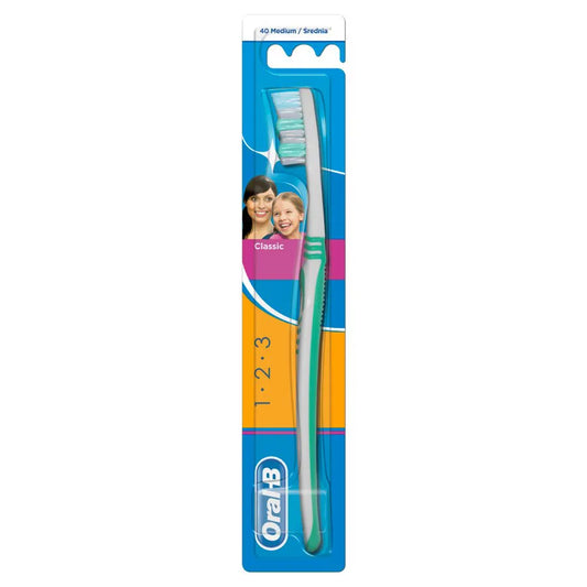 Oral-B Classic Toothbrush Medium 40